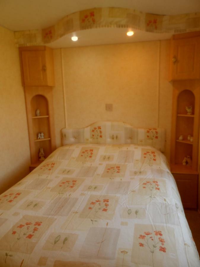 Luxury Mobile Home near Perranporth situated on a quiet farm Truro Extérieur photo